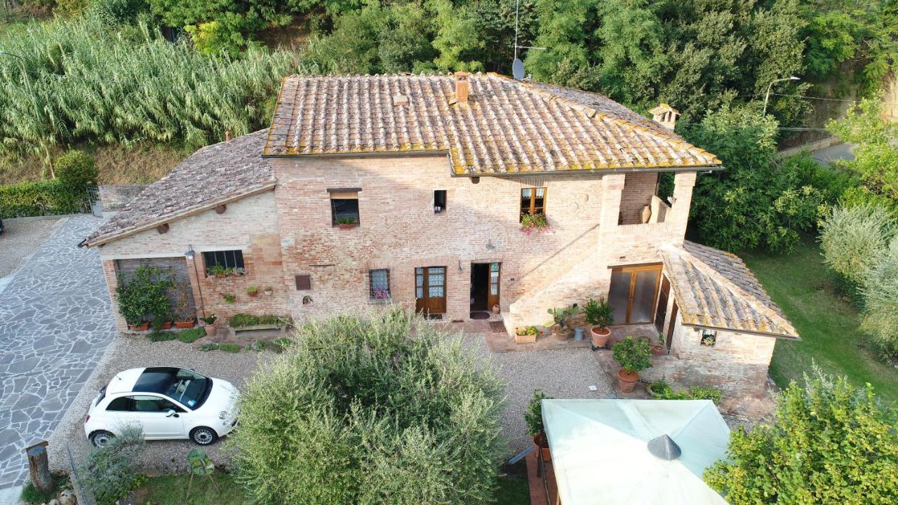 Podere Il Pero Siena Exteriör bild